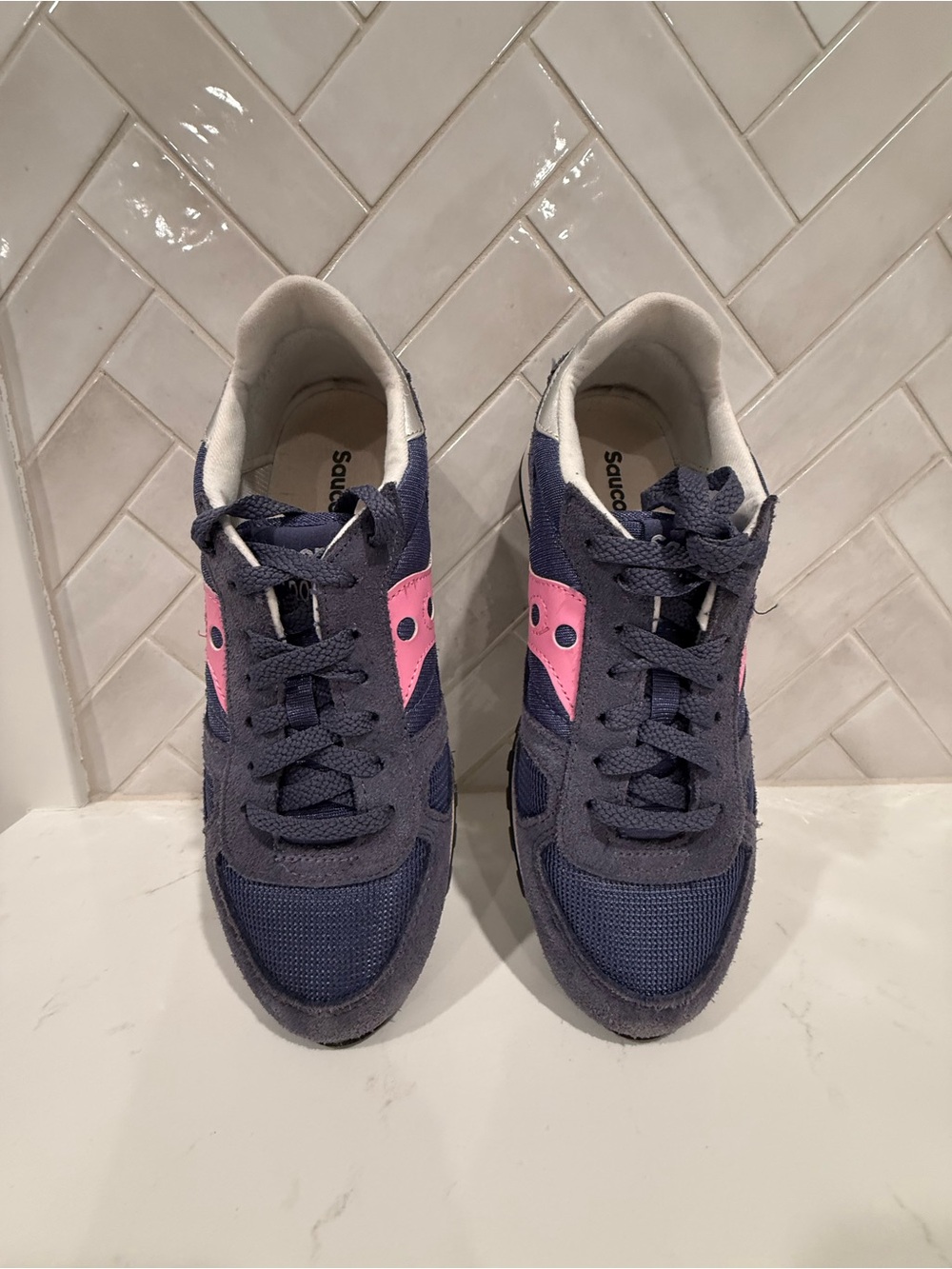 Saucony Shadow Navy and Pink Retro Runner Sneakers - Size 8.5
